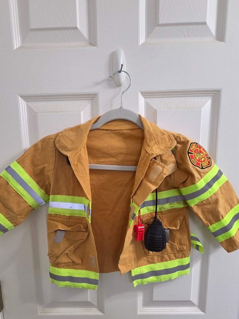 Pre-loved Kids Firefighter Costume | Size 3-4 Years - Picture 9 of 14